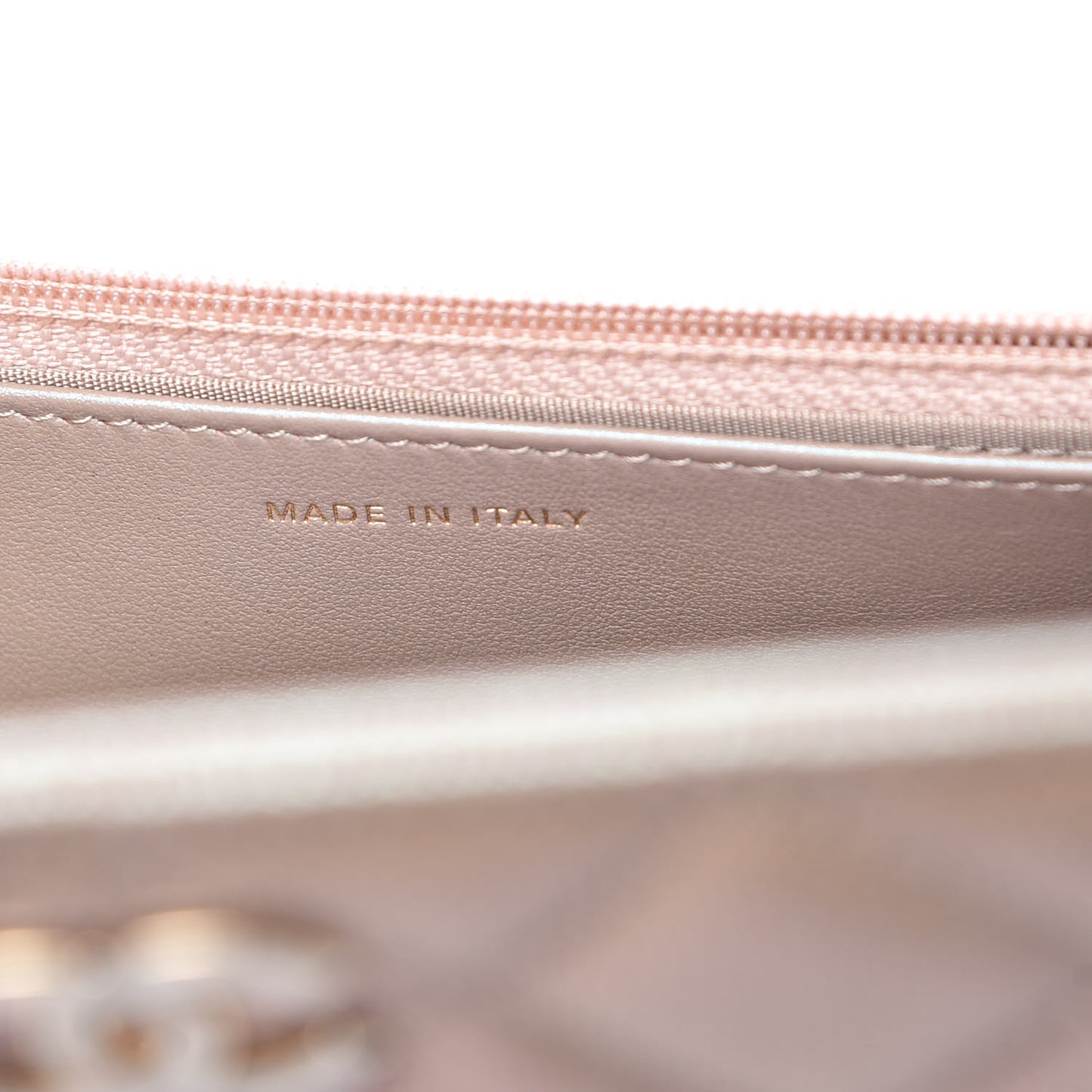 Iridescent Caviar Quilted Wallet On Chain WOC Beige