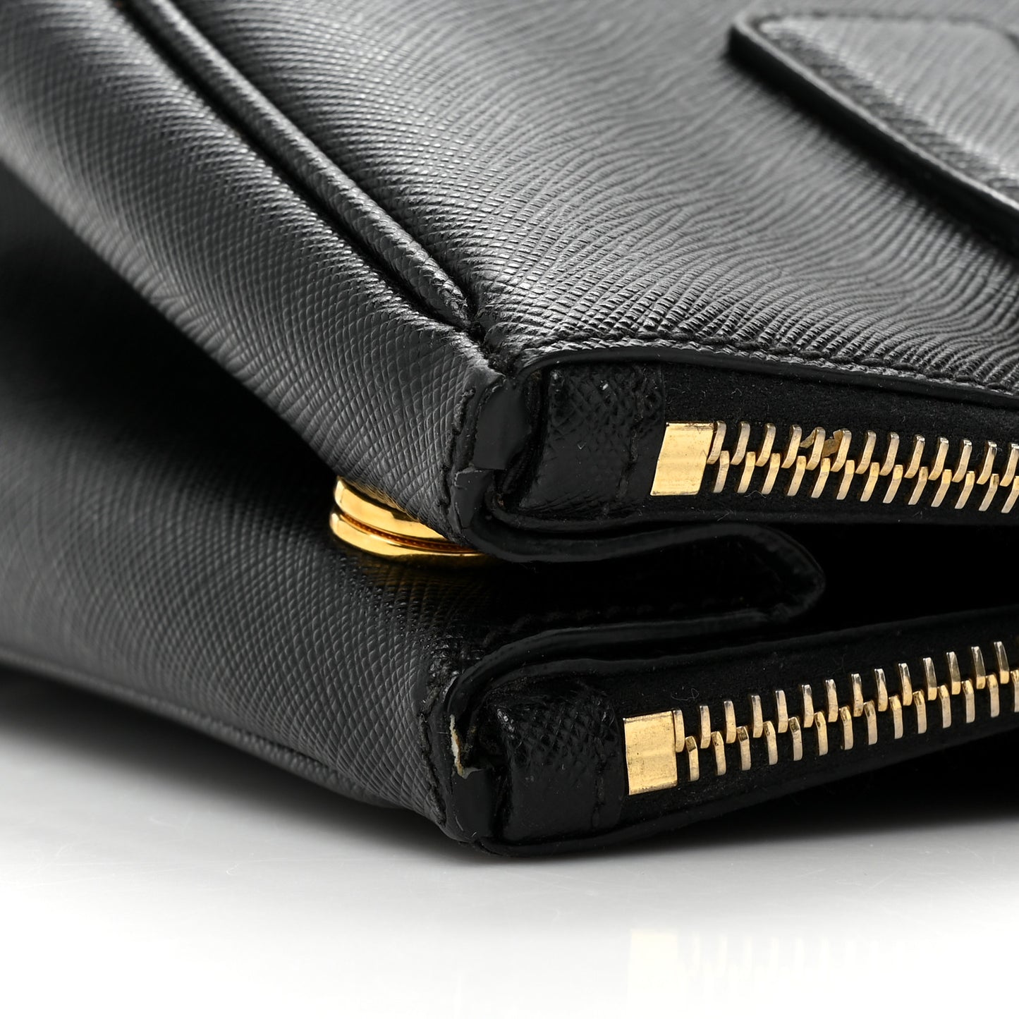 Saffiano Small Galleria Double Zip Tote Black