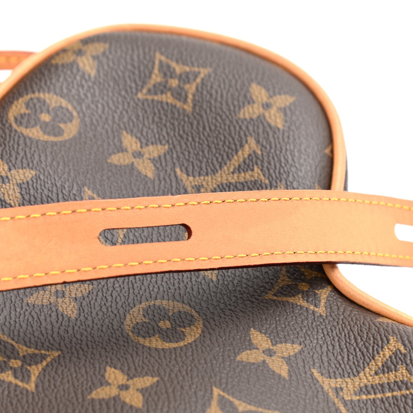 Monogram Game On Coeur
