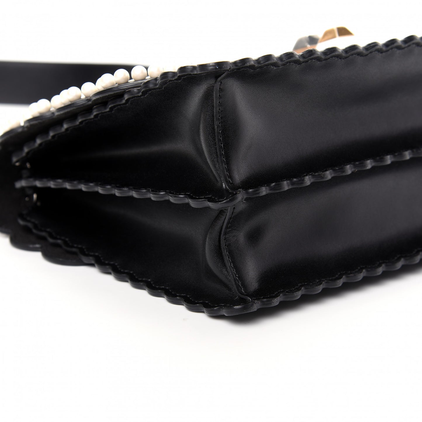 Vitello Liberty Pearl Bi-Color Flowers and Bows Scalloped Studded Kan I Shoulder Bag Black Camelia