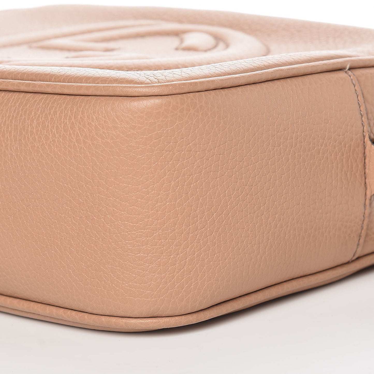 Pebbled Calfskin Small Soho Disco Bag Camelia