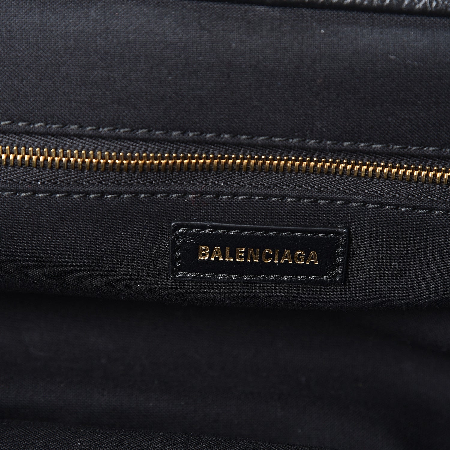 Balenciaga Grained Calfskin Logo XL Cloud Clutch Black 5 of 9