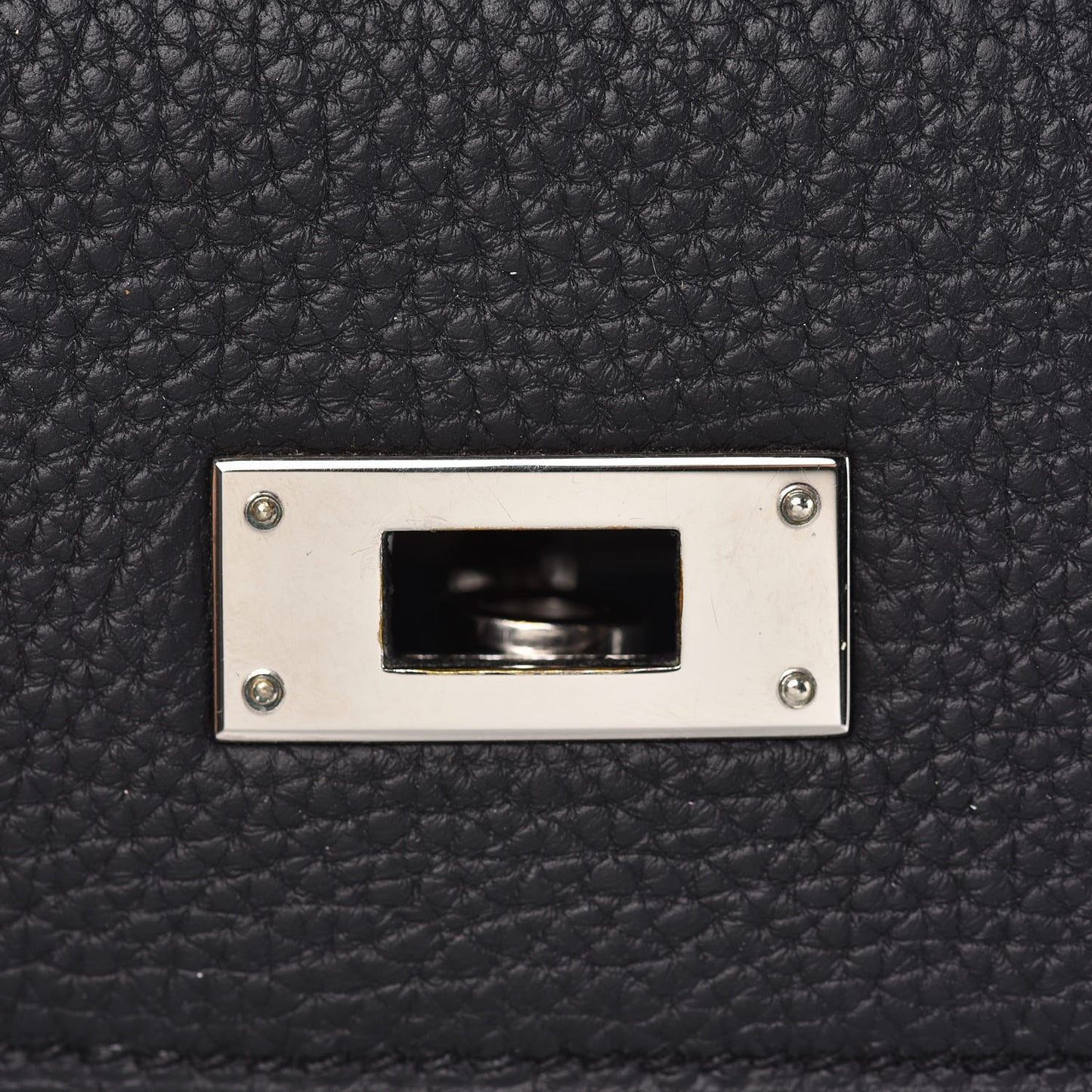 Togo Kelly Retourne 32 Black