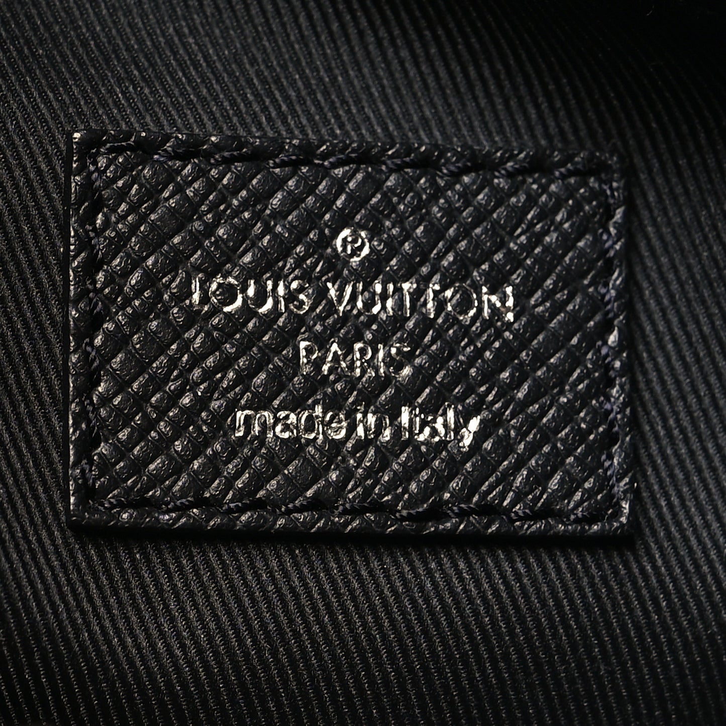Taiga Monogram Eclipse Outdoor Messenger Black