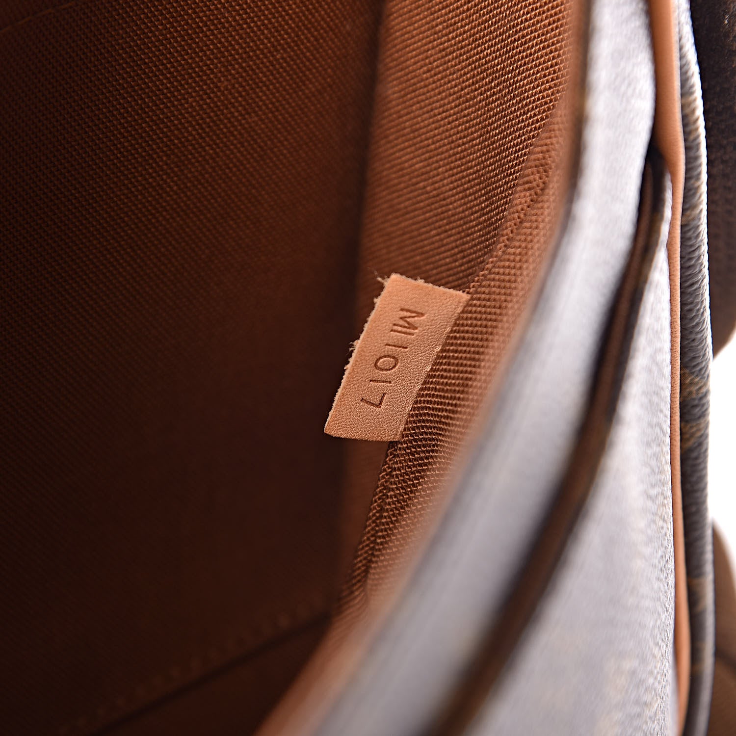 Louis Vuitton Monogram Bosphore PM Messenger 7 of 10