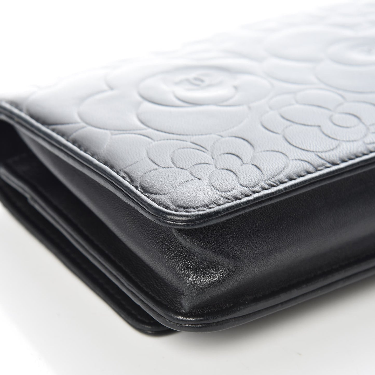 Lambskin Camellia Embossed Wallet On Chain WOC Black