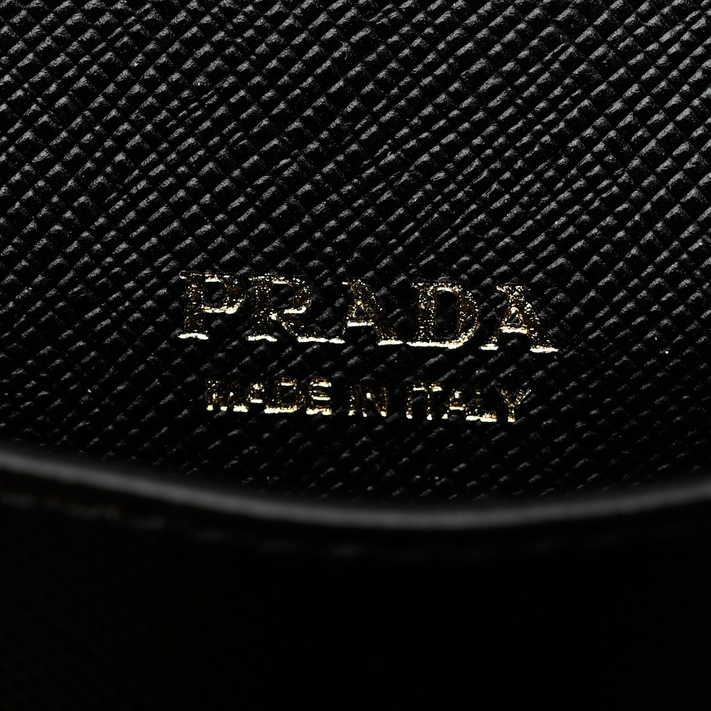 Saffiano Triangle Card Holder On Strap Black