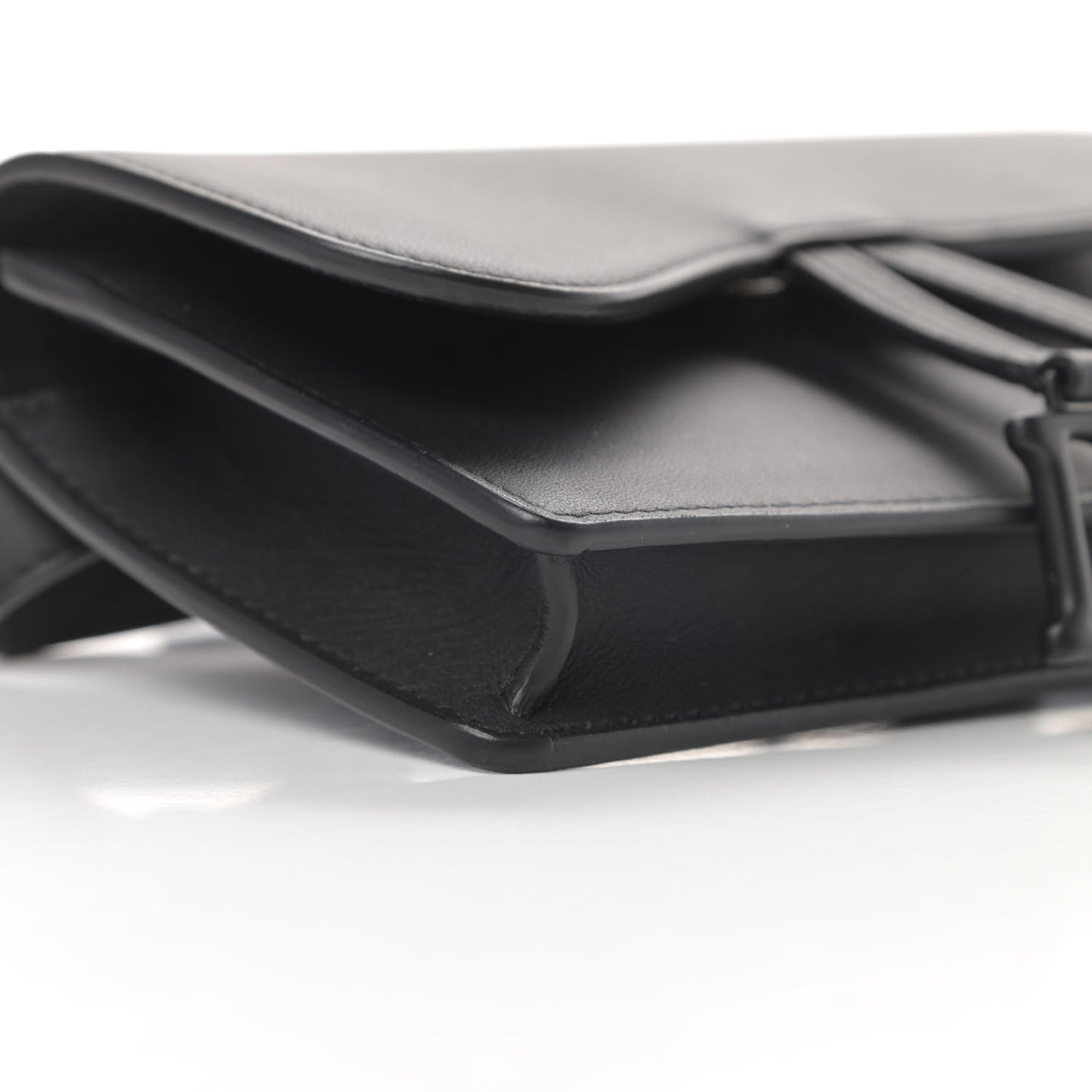Ultra Matte Calfskin Saddle Belt Clutch Black