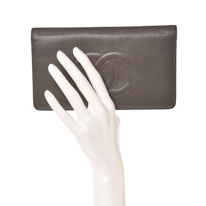 Chanel Caviar Timeless CC Yen Wallet Grey 2 of 14