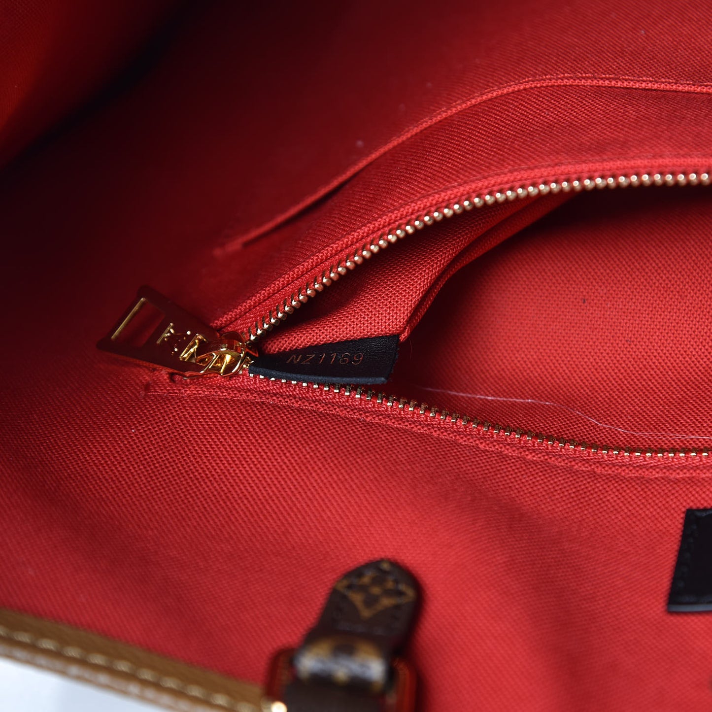 Reverse Monogram Giant Onthego GM