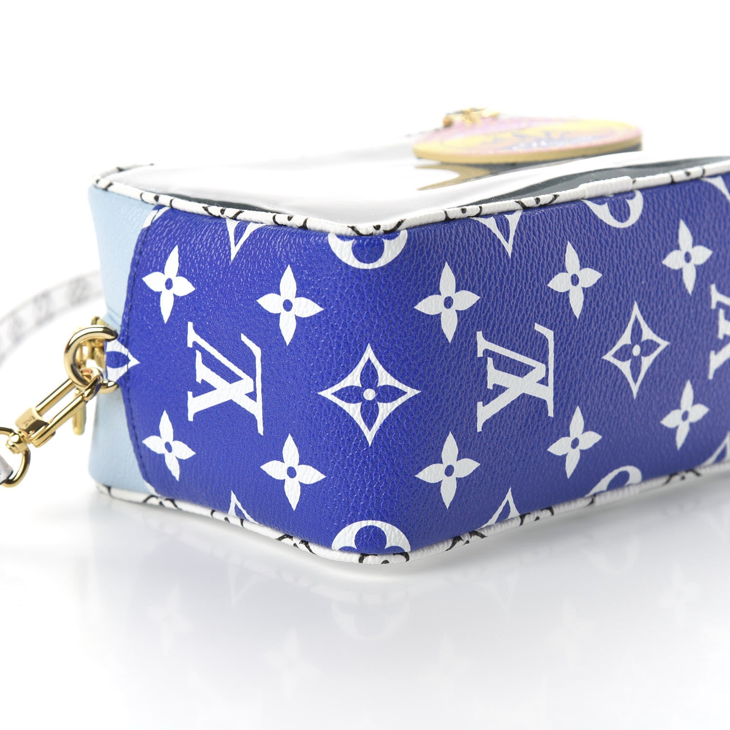 Louis Vuitton Monogram Giant Hawaii Beach Pouch Blue 6 of 9