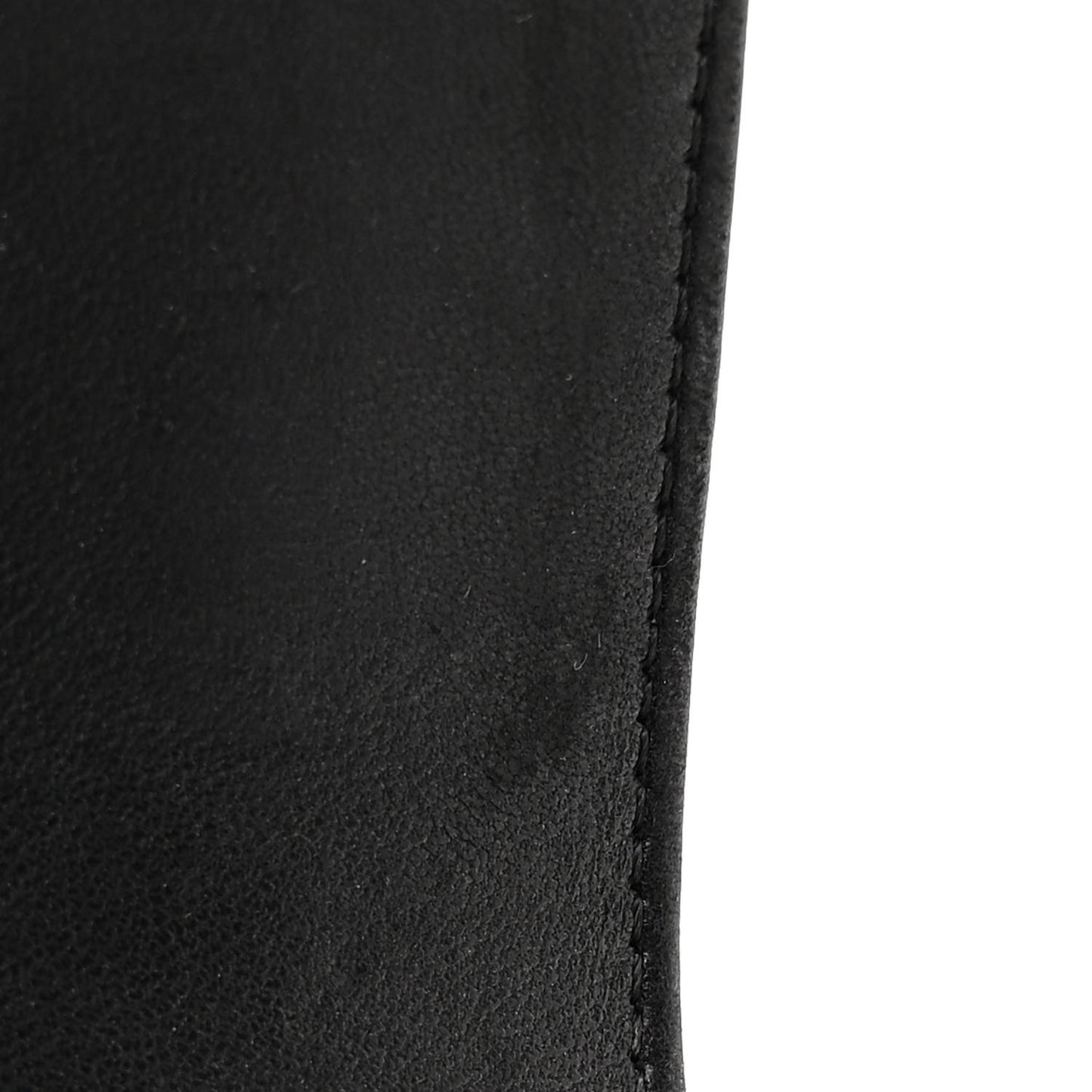 Patent Calfskin Quilted New Medium Boy Flap Black