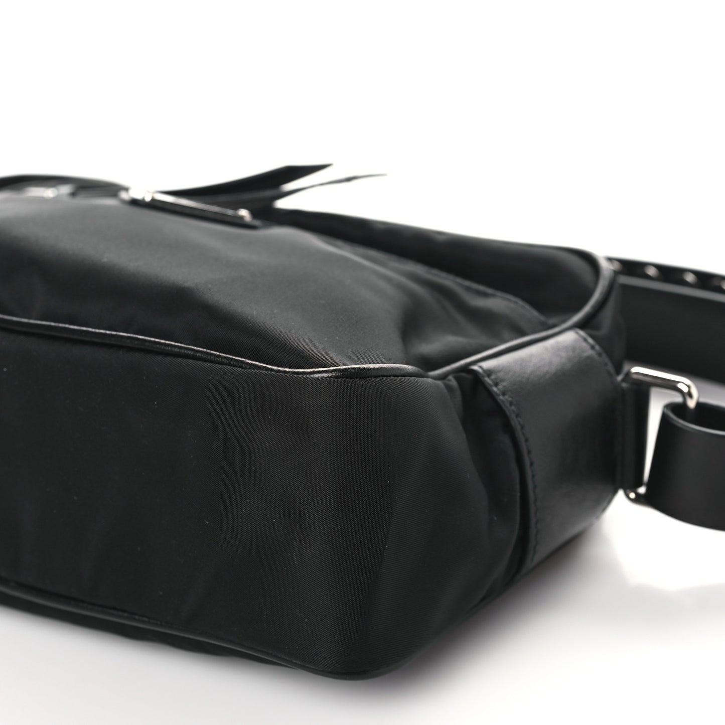 Tessuto Nylon Studded New Vela Shoulder Bag Black Astrale