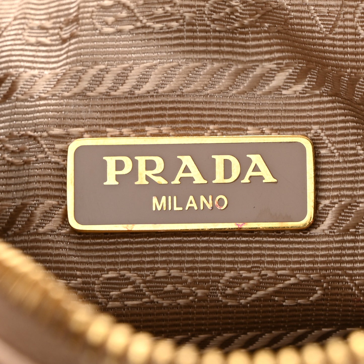 Saffiano Lux Re-Edition Mini Shoulder Bag Cammeo