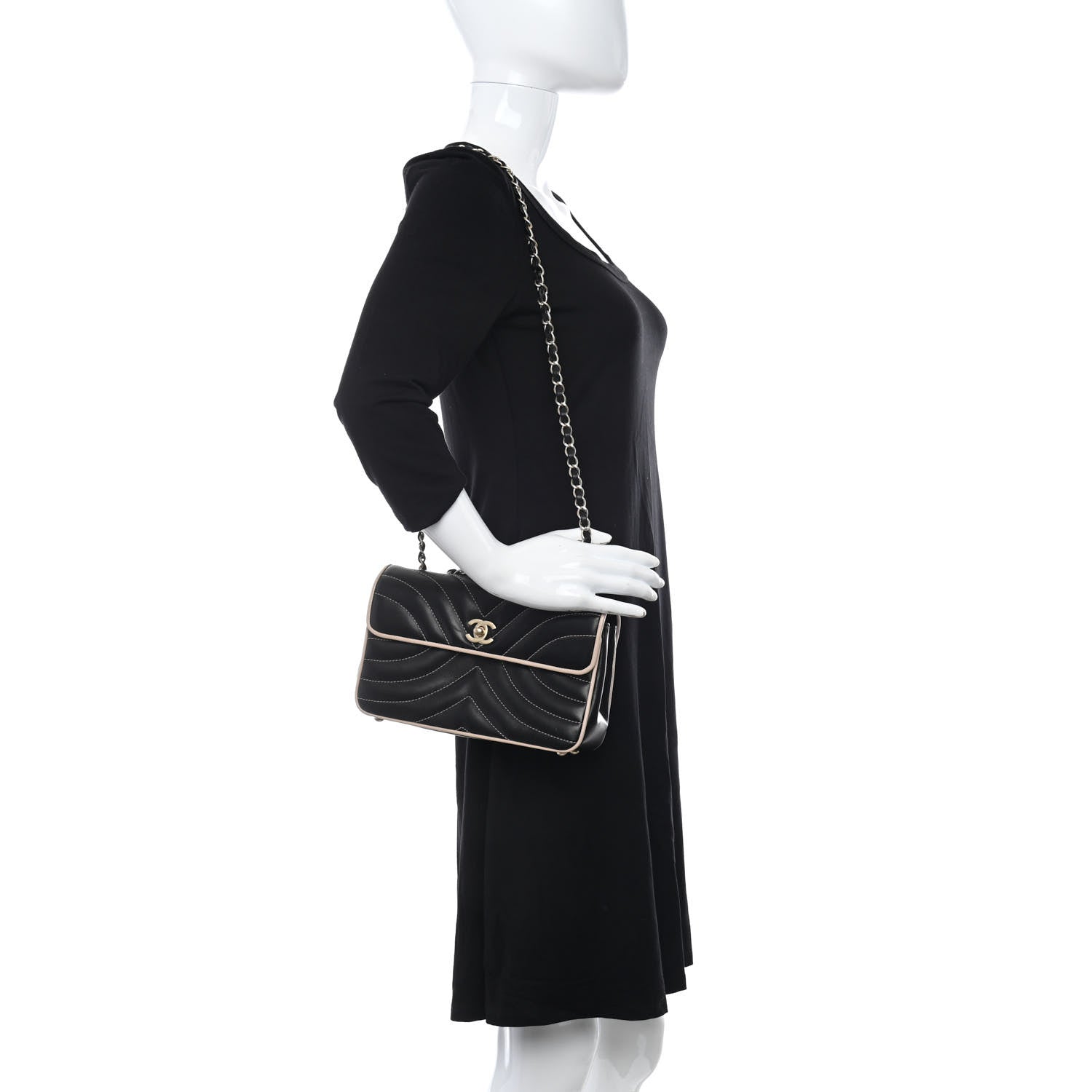 Chanel Lambskin Chevron Small Single Flap Bag Black Beige 2 of 10