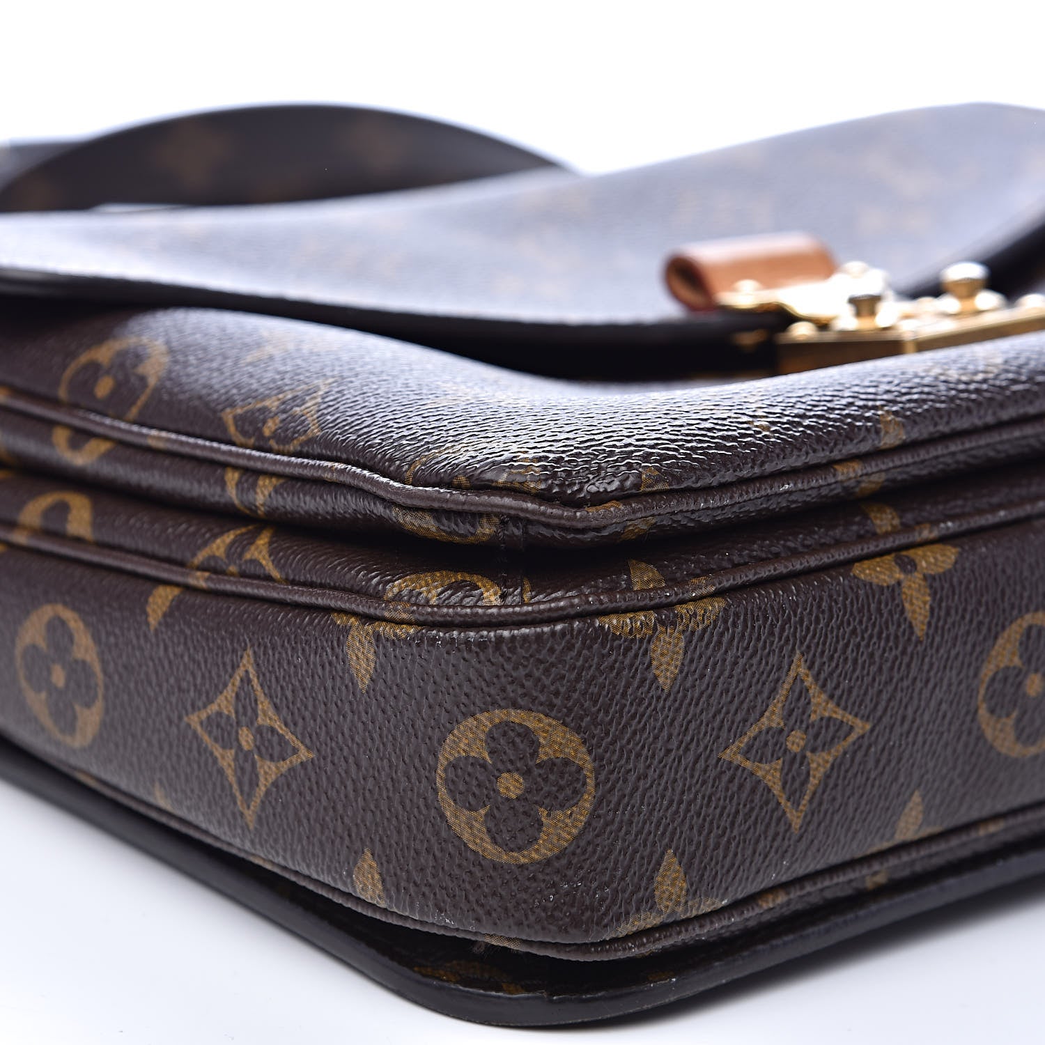 Louis Vuitton Monogram Pochette Metis 7 of 15