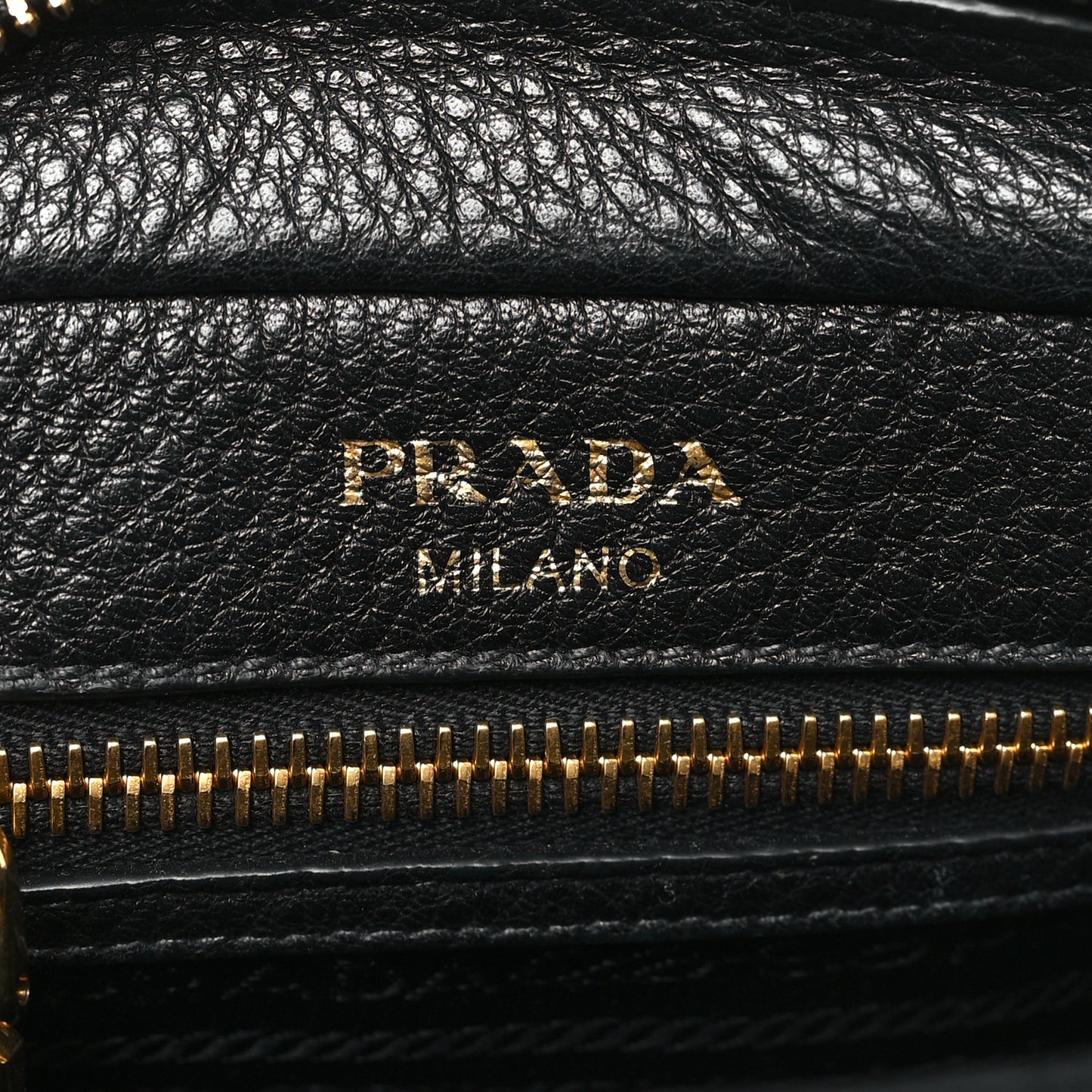 Vitello Phenix Camera Bag Black