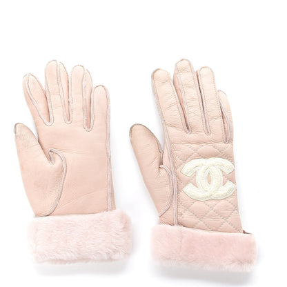 Chanel Shearling Quilted CC Gloves 7.5 Light Pink 2 of 13