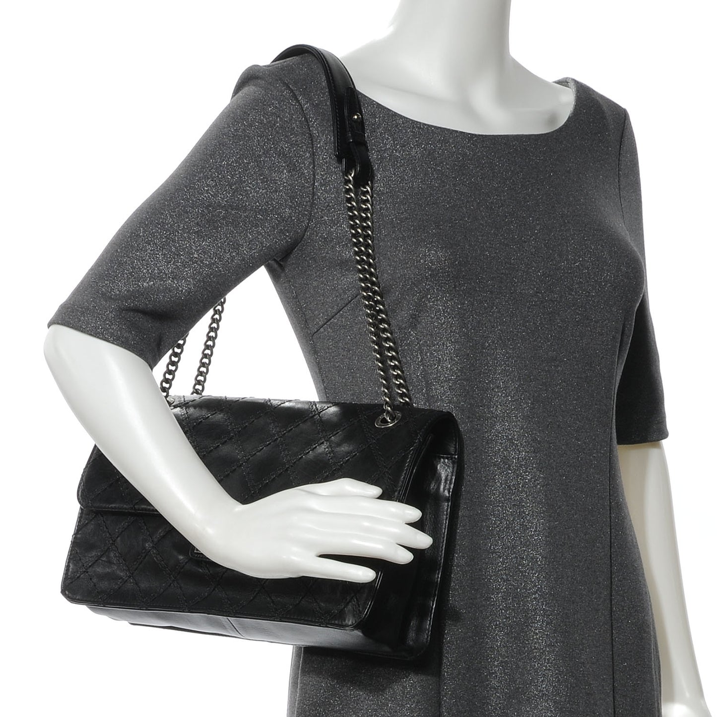 Calfskin CC Crave Reissue Jumbo Flap Black