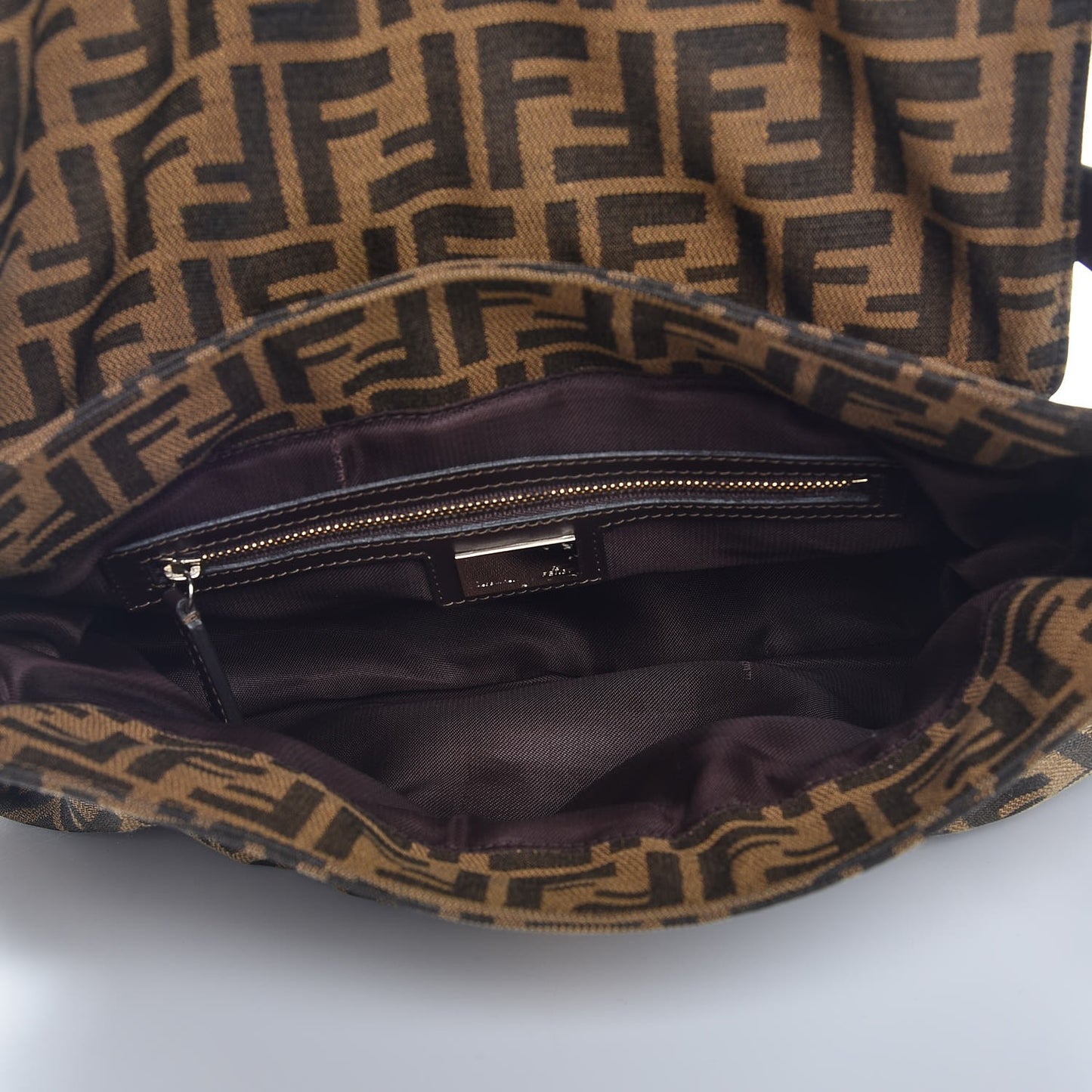 Zucca Medium Chef Shoulder Bag Tobacco