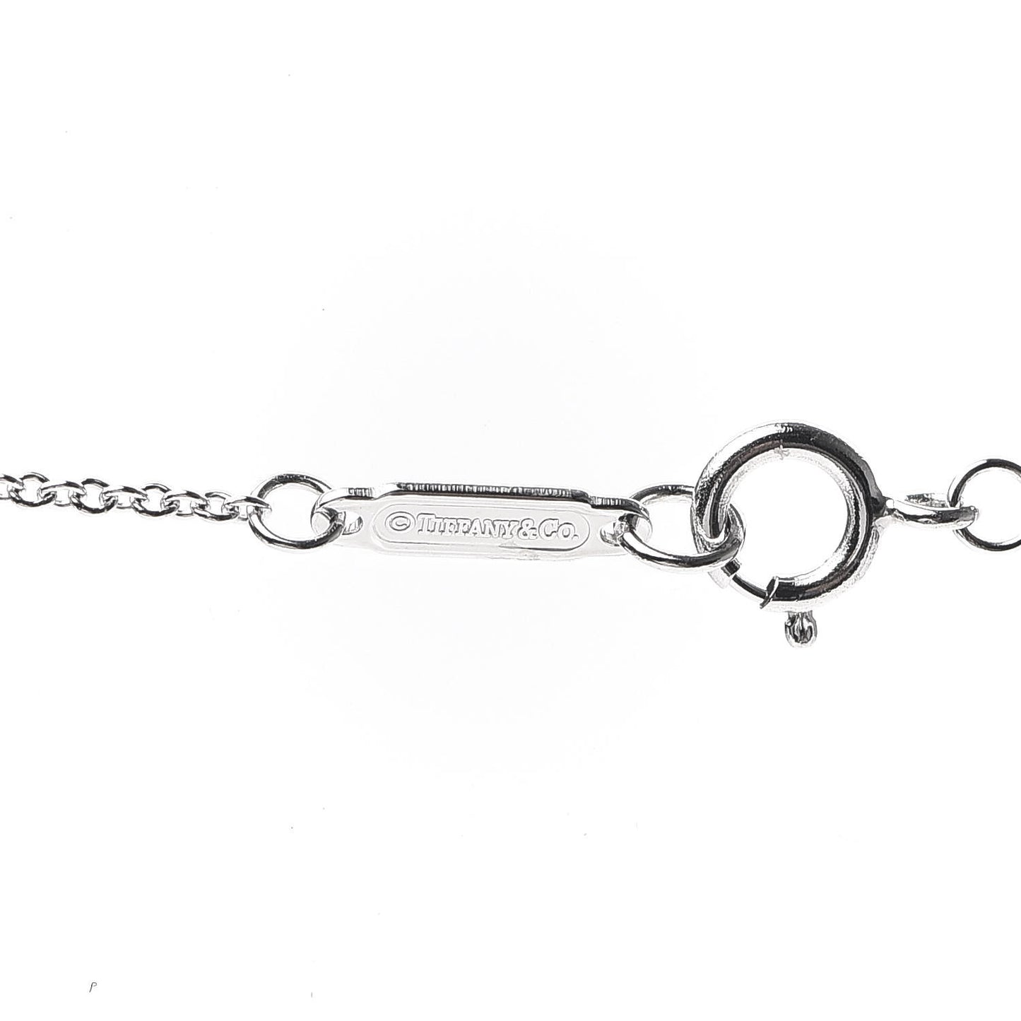 18K White Gold Diamond Metro Round Pendant Necklace