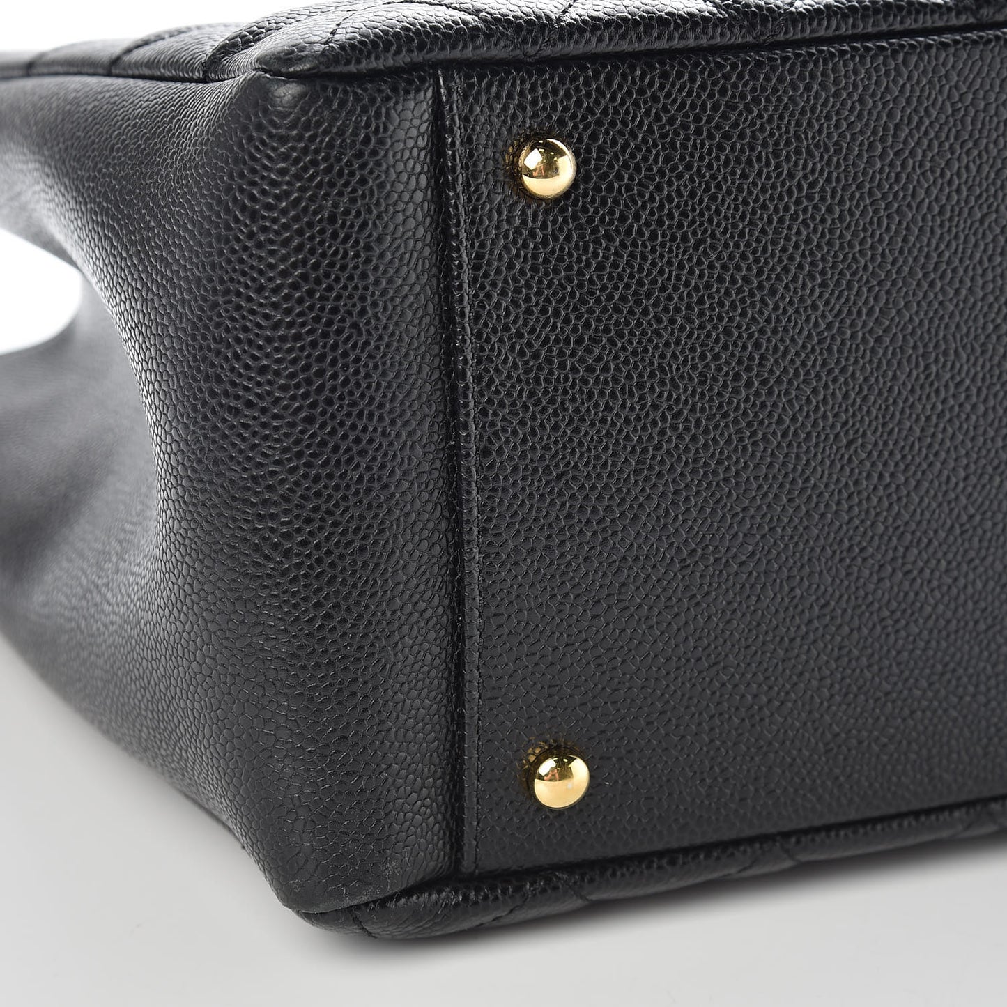Caviar Quilted XL Grand Shopping Tote GST Black