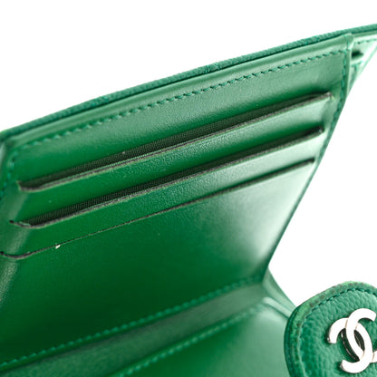Chanel Caviar Quilted Compact Flap Wallet Green 13 of 15