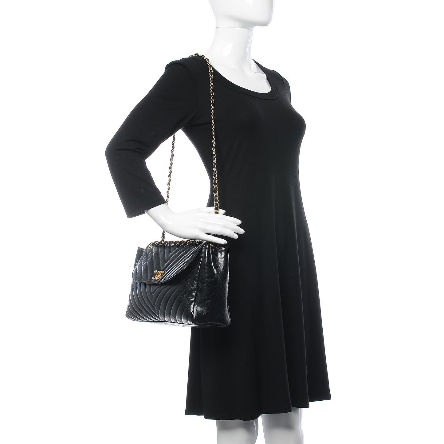 Glazed Calfskin Chevron Quilted Large Hampton Flap Black