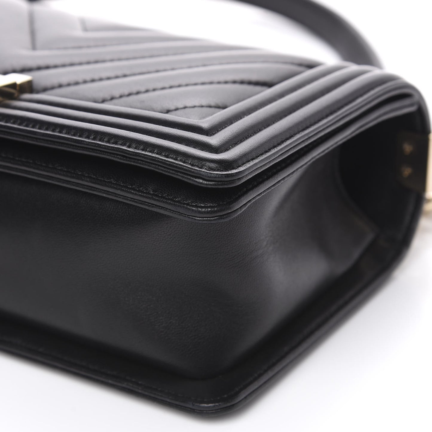 Lambskin Chevron Quilted Medium Boy Flap Black