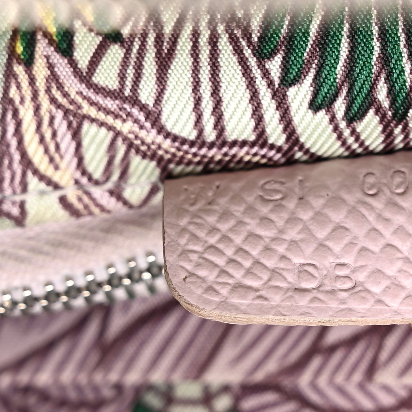 Epsom Silk'In Compact Wallet Mauve Pale Vert Pale