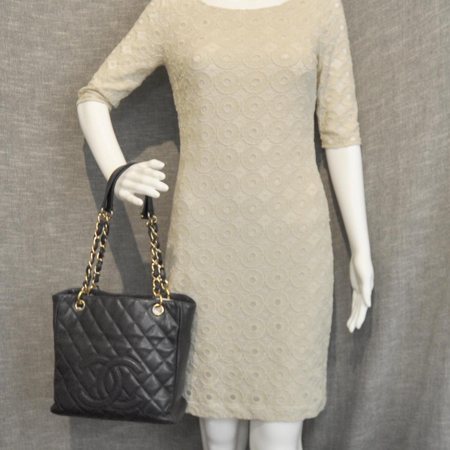 Caviar Petit Shopping Tote PST Black GHW