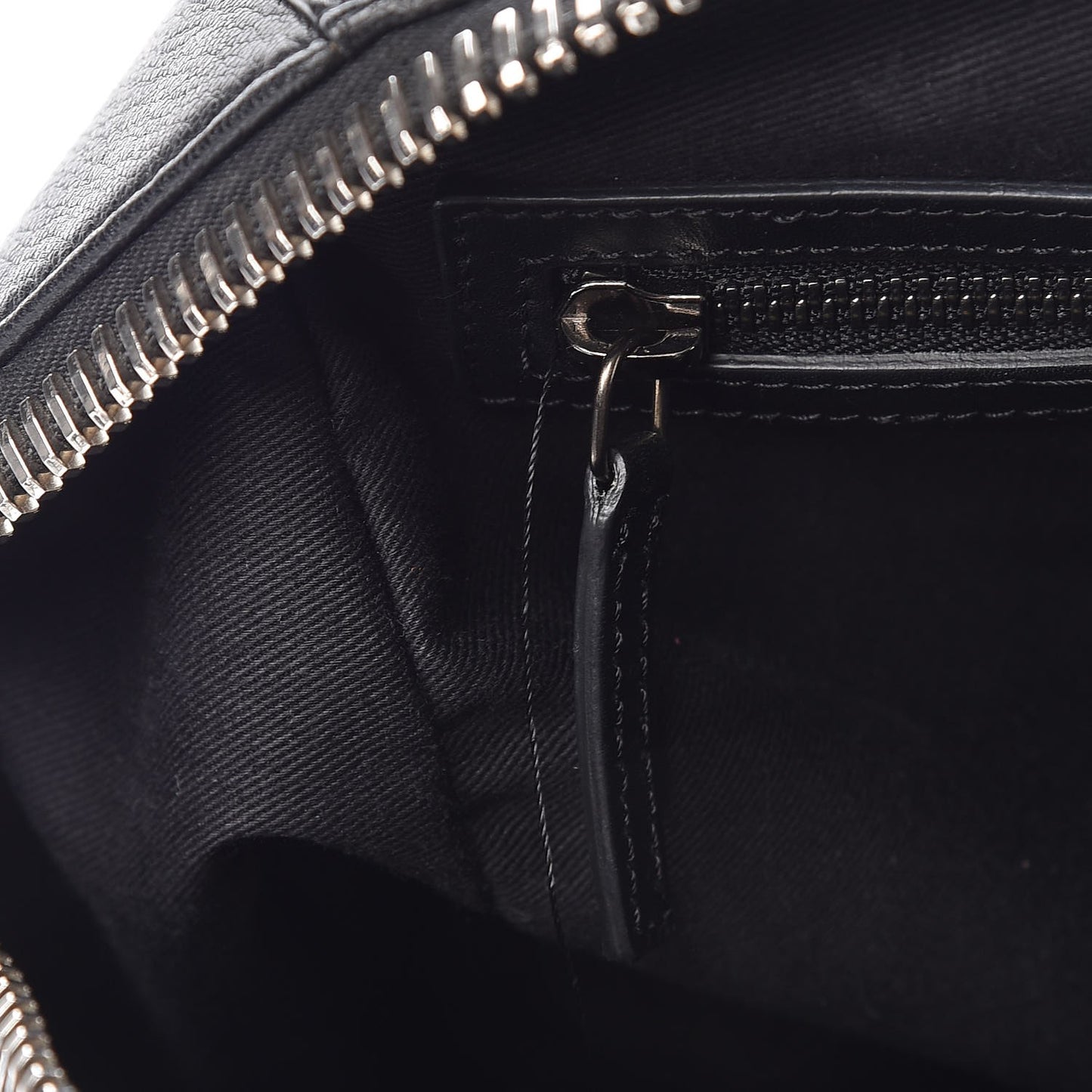 Sugar Goatskin Medium Antigona Black