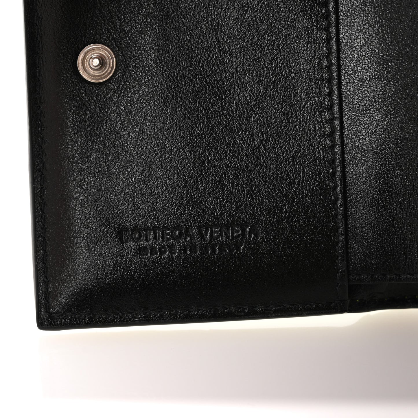 Metallic Crushed Calfskin Intrecciato Zip Card Holder Chlorophyll