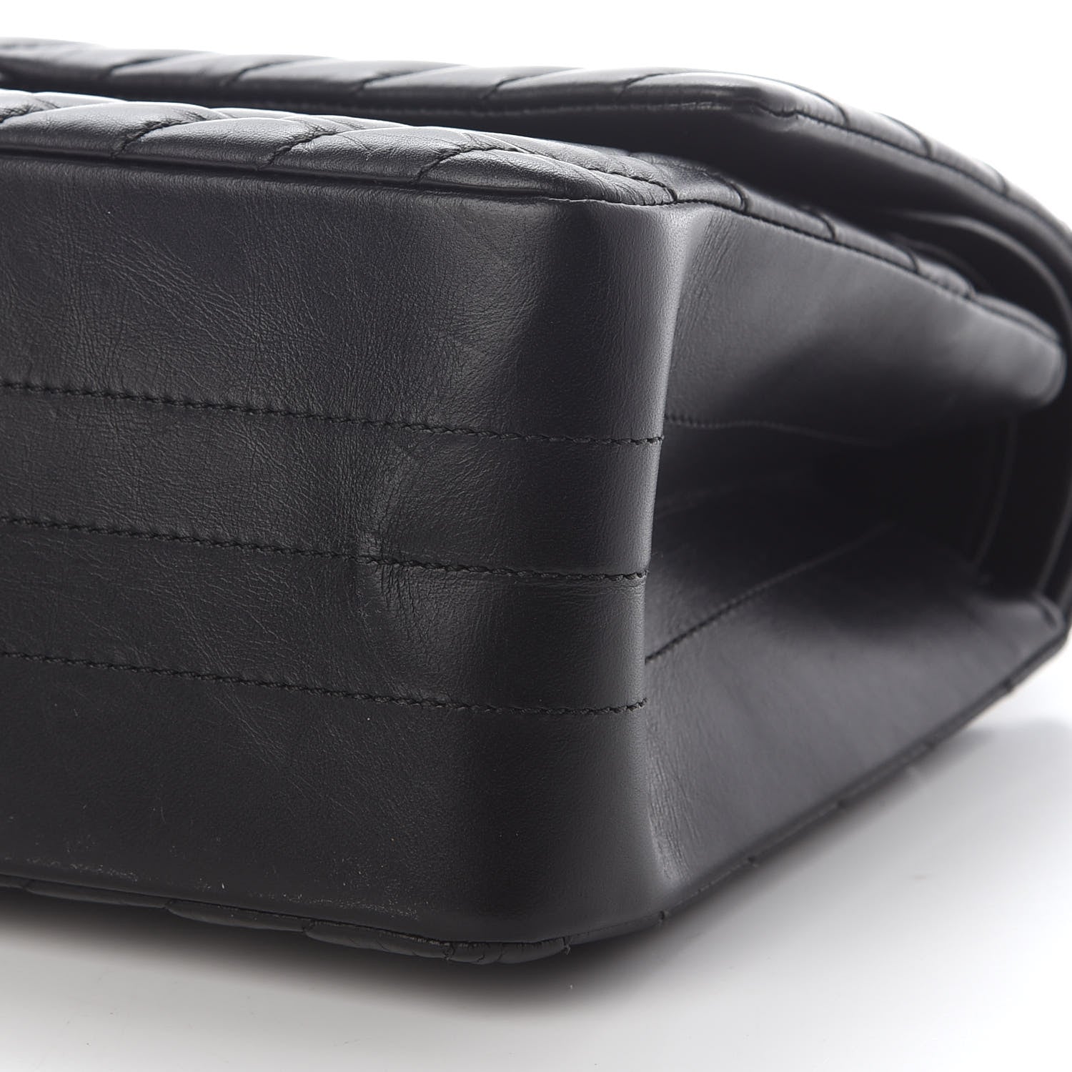 Chanel Aged Calfskin Chevron Quilted 2.55 Reissue 226 So Black 9 of 11