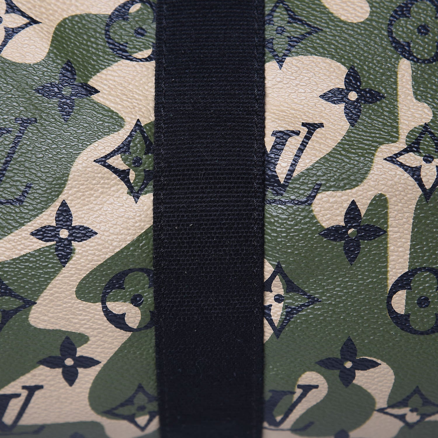 Louis Vuitton Monogramouflage Speedy 35 13 of 20