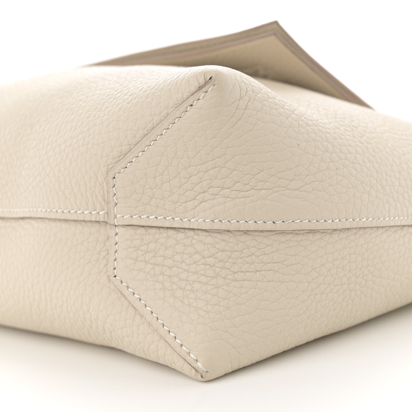Taurillon Clemence Cabasellier 31 Beton