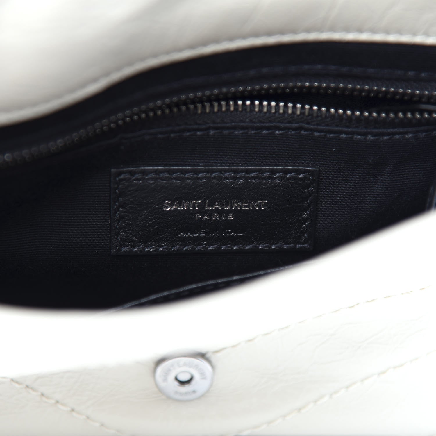 Saint Laurent Crinkled Calfskin Matelasse Monogram Niki Chain Wallet Crema Soft 6 of 11