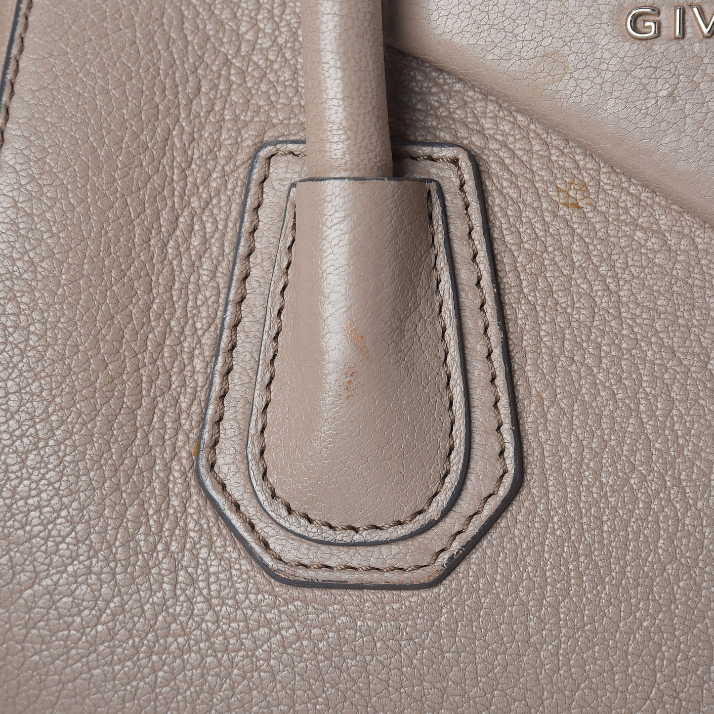 Sugar Goatskin Small Antigona Mastic
