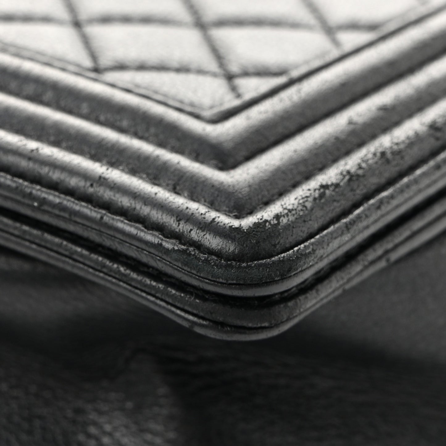 Calfskin Quilted Large Boy Flap Black