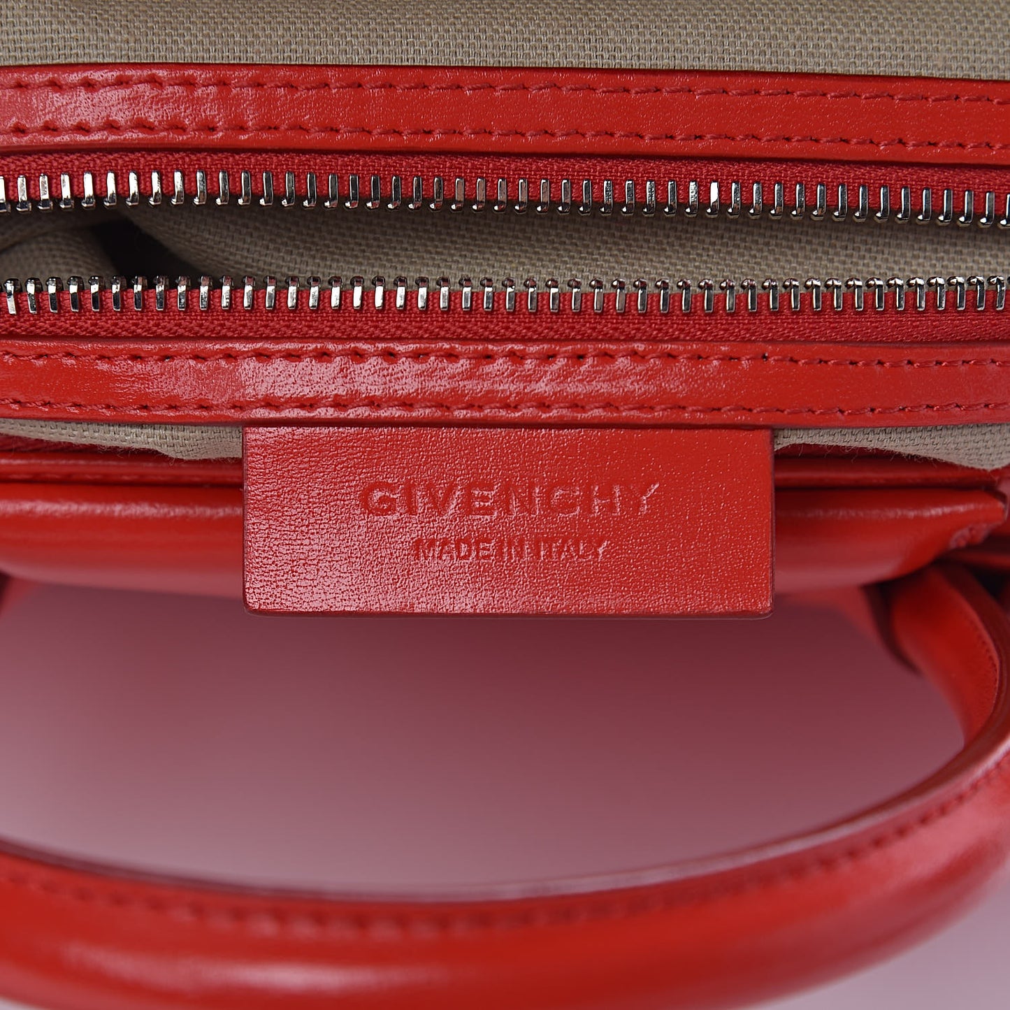 Shiny Lord Calfskin Small Antigona Medium Red