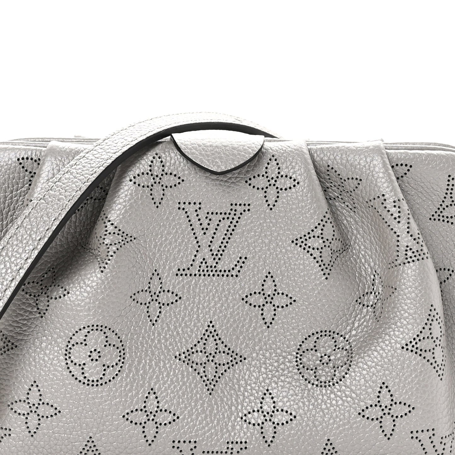 LOUIS VUITTON Mahina Scala Mini Pouch Gris Souris