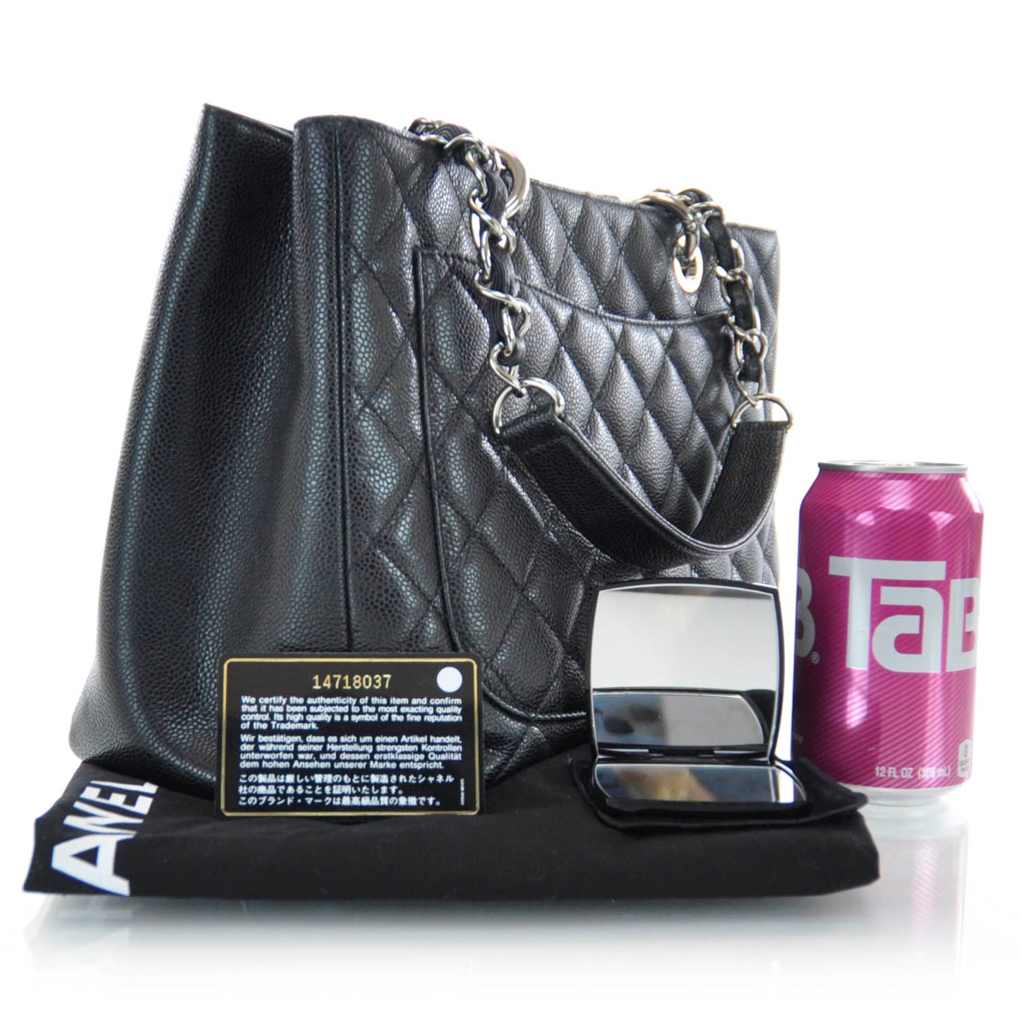 Caviar Grand Shopping Tote GST Black