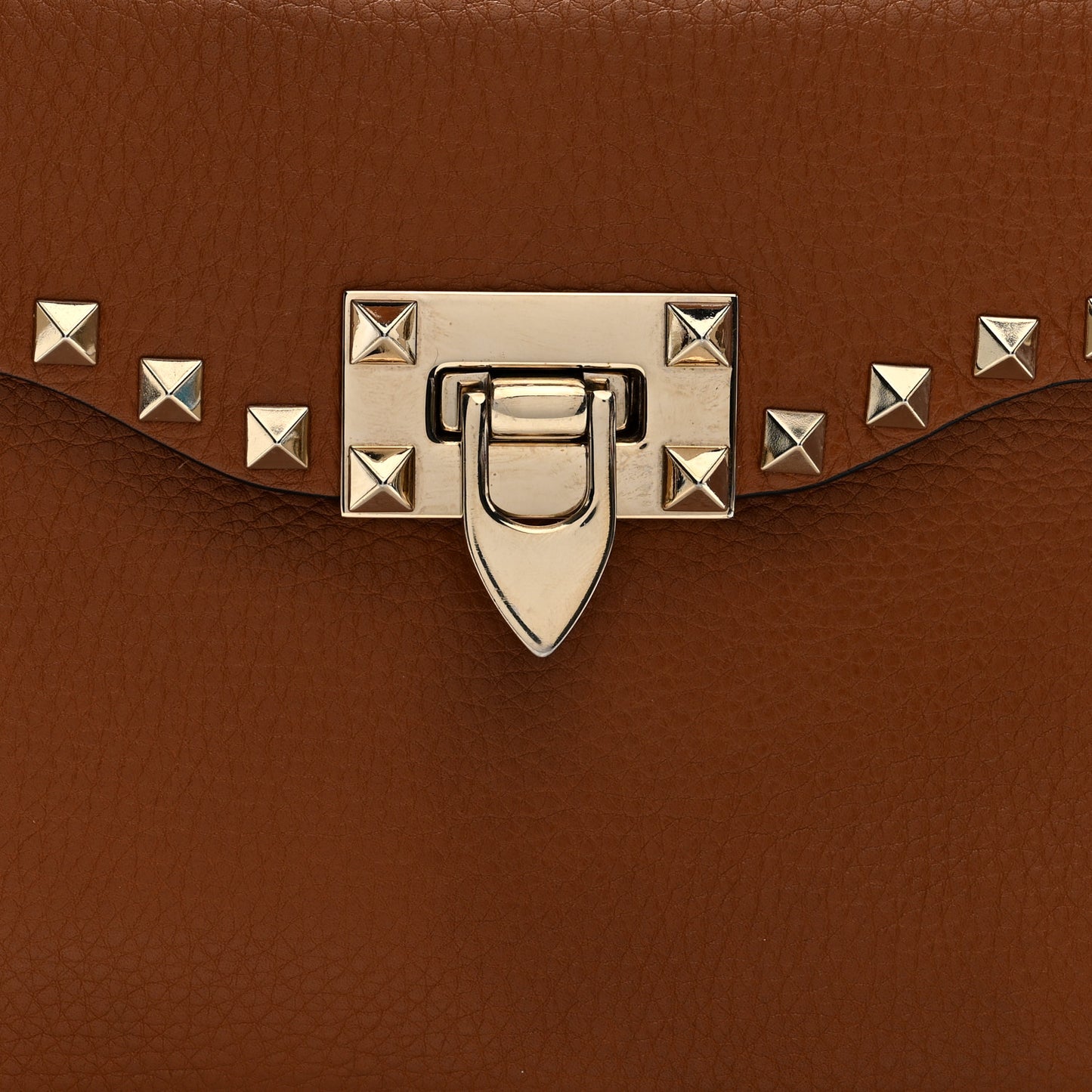 Pebbled Calfskin Rockstud Flip Lock Top Handle Bag Cognac