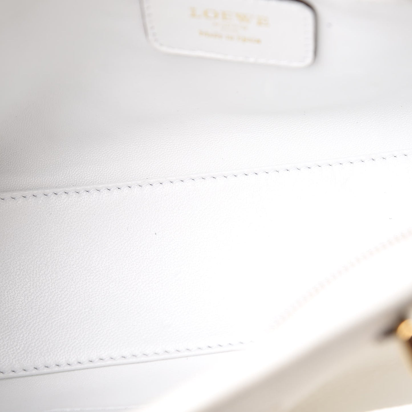 Calfskin Amazona 23 White
