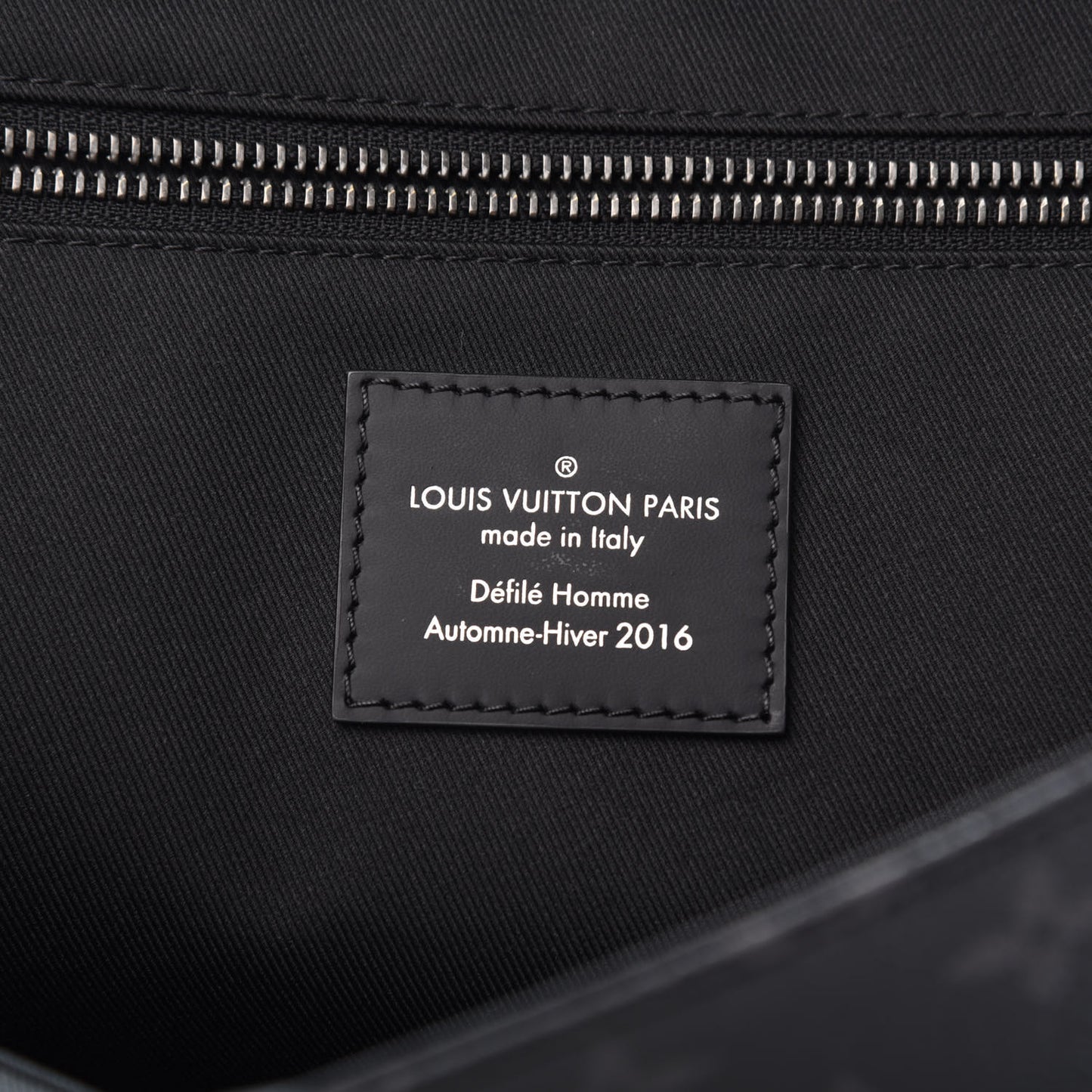 Monogram Eclipse Voyager Messenger MM