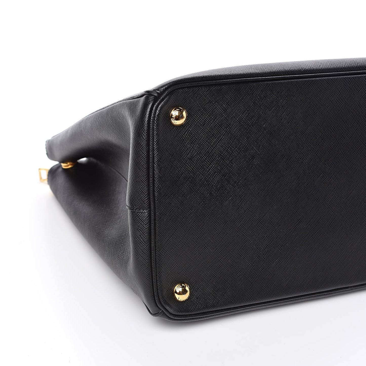 Saffiano Medium Galleria Double Zip Tote Black