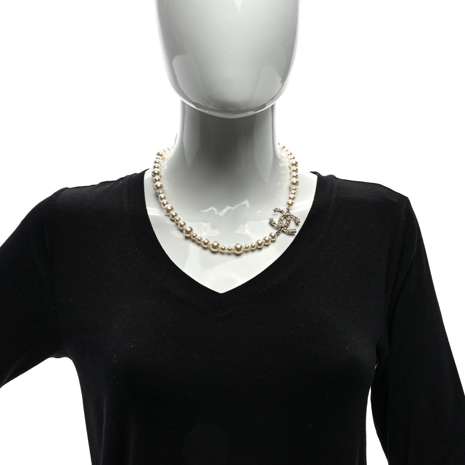 Chanel Pearl Crystal CC Camellia Short Necklace Gold 3 of 4