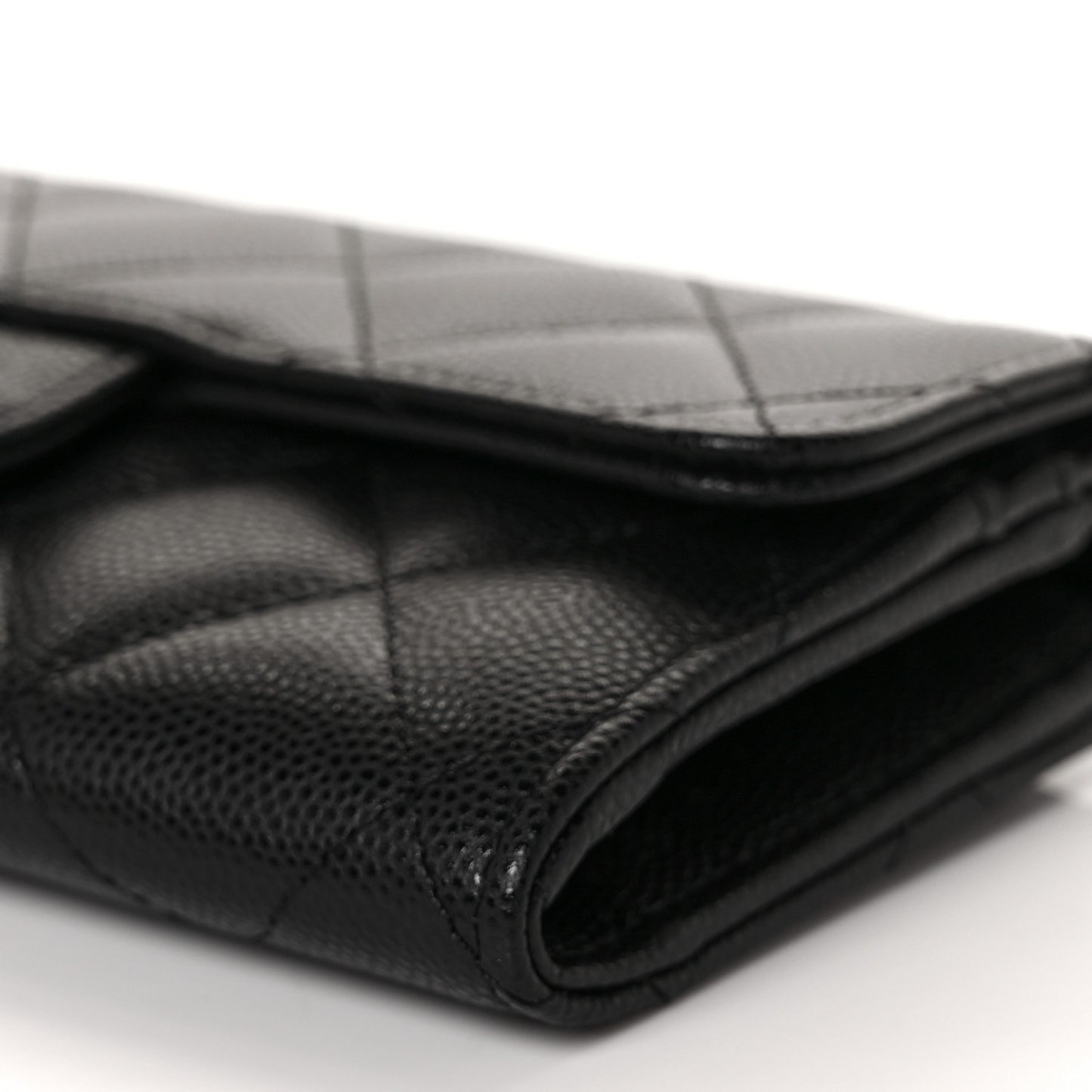 Caviar Quilted Medium Gusset Flap Wallet Black