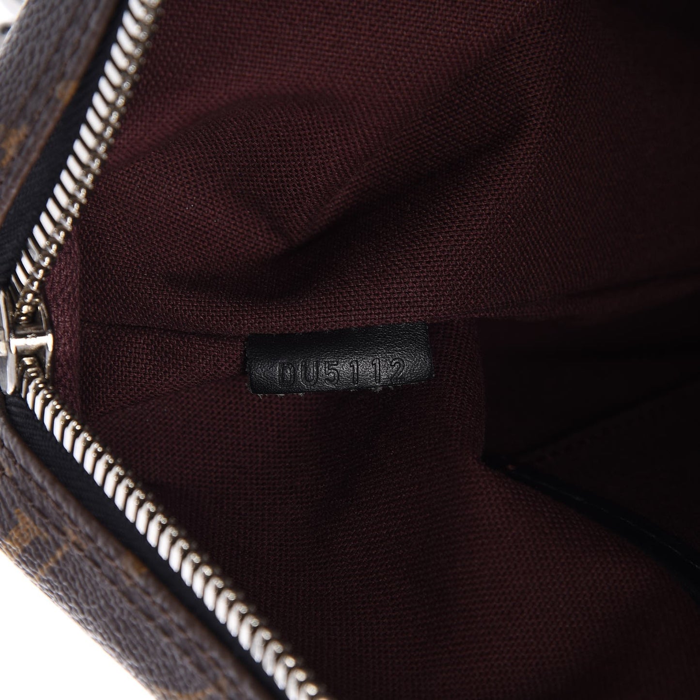 Monogram Macassar Kitan