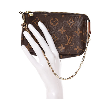 Louis Vuitton Monogram Mini Pochette Accessories 2 of 8